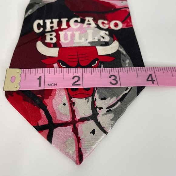 Ralph Marlin Chicago Bulls NBA Necktie Silk Red Black RM Sport Basketball Fan - Picture 8 of 9